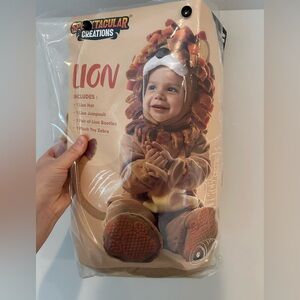 Lion Halloween costume 12-18M never worn last year